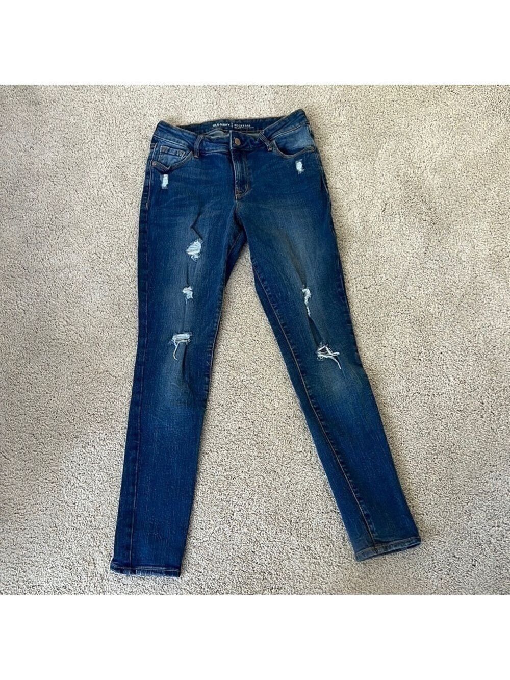 Women’s Old Navy distressed dark wash Rockstar midrise skinny jeans. Size 6